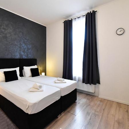 Virtus Apartments And Rooms With Free Private Parking ซาเกร็บ ภายนอก รูปภาพ