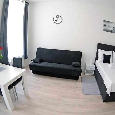 Virtus Apartments And Rooms With Free Private Parking ซาเกร็บ ห้อง รูปภาพ
