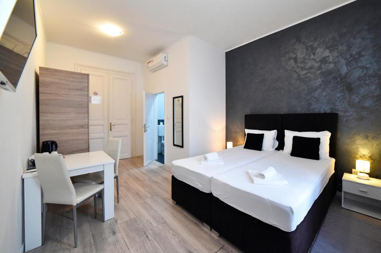 Virtus Apartments And Rooms With Free Private Parking ซาเกร็บ ภายนอก รูปภาพ