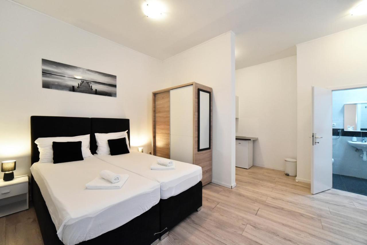 Virtus Apartments And Rooms With Free Private Parking ซาเกร็บ ภายนอก รูปภาพ
