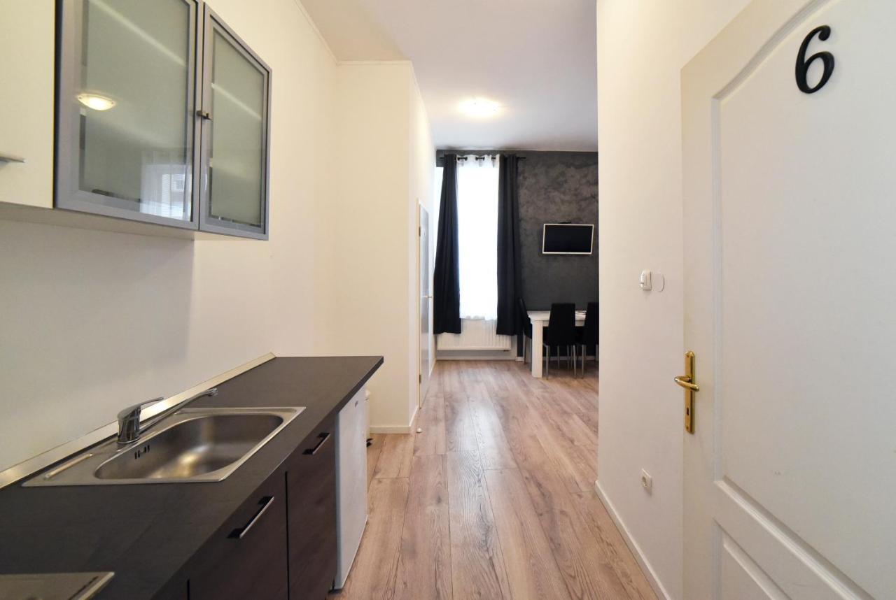 Virtus Apartments And Rooms With Free Private Parking ซาเกร็บ ภายนอก รูปภาพ