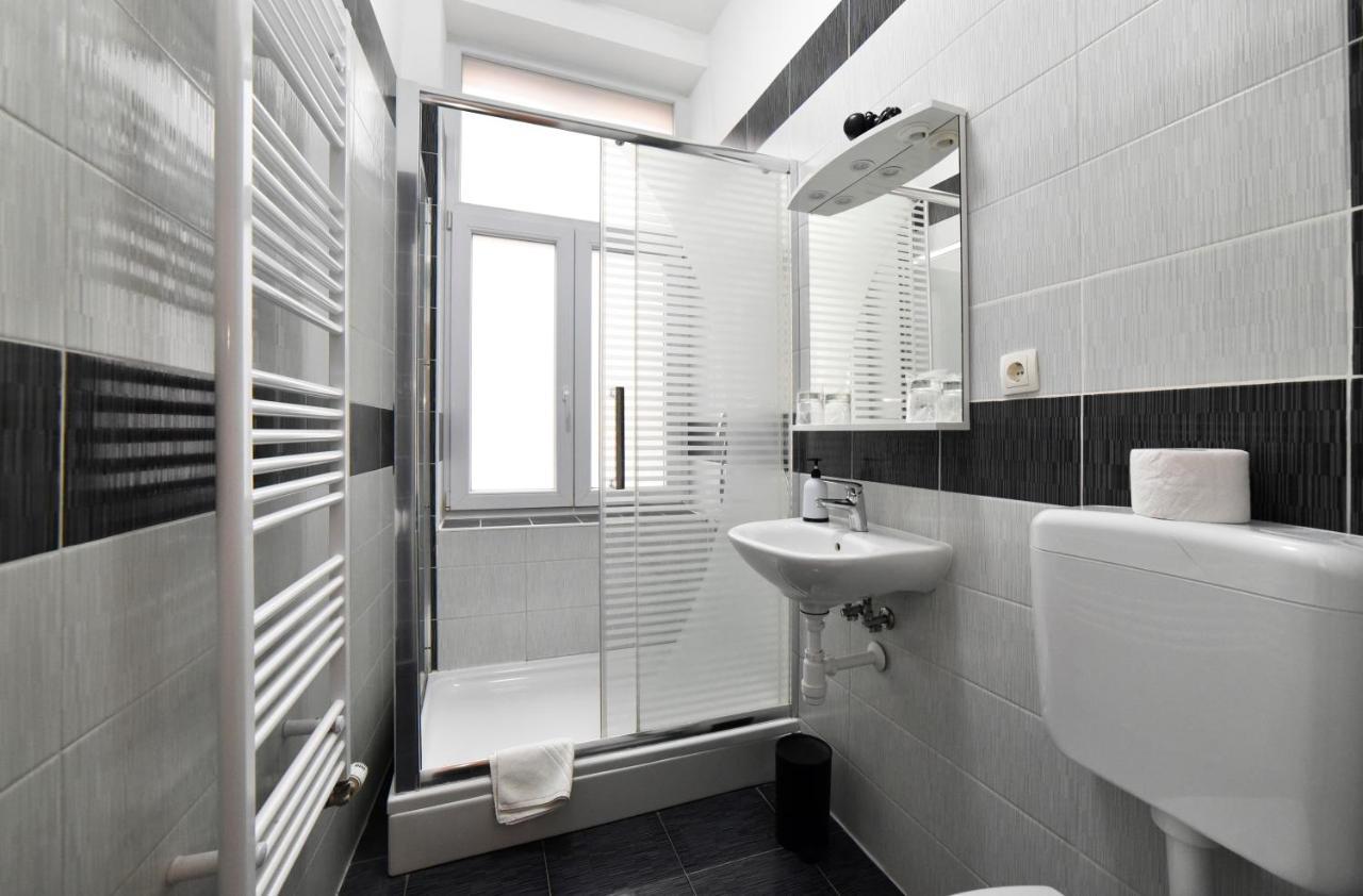 Virtus Apartments And Rooms With Free Private Parking ซาเกร็บ ภายนอก รูปภาพ