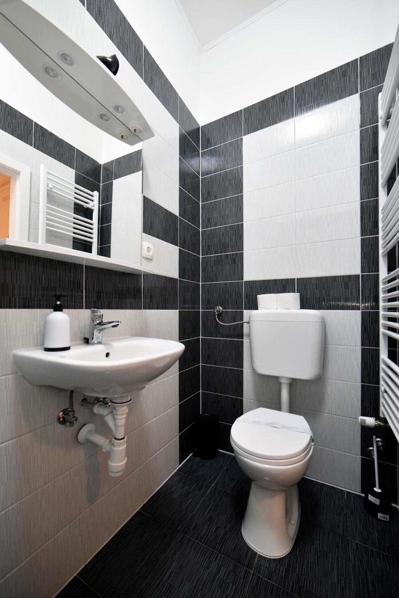 Virtus Apartments And Rooms With Free Private Parking ซาเกร็บ ภายนอก รูปภาพ
